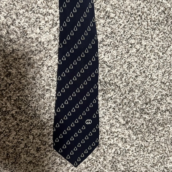 Authentic Gucci Tie - Picture 7 of 8